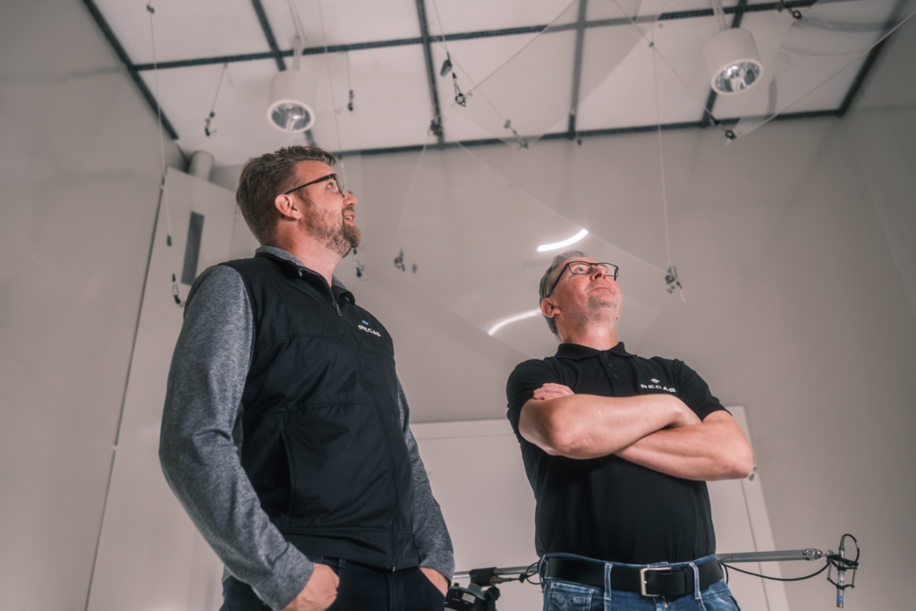 Recas Nyhet förvärvar testlabb på stallbacka